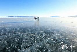 冬季赛激情开战冰雪竞技场上的荣耀与挑战